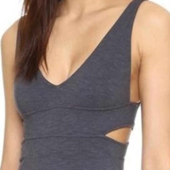 MONROW Midi Dress Side Cut Out Tank - Picture 4 of 11